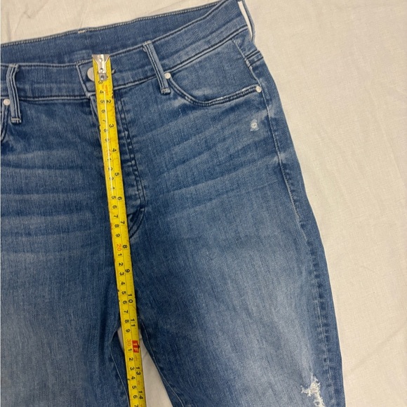 MOTHER Lil Midrise Dazzler Ankle Jeans Size 28 - Picture 7 of 11